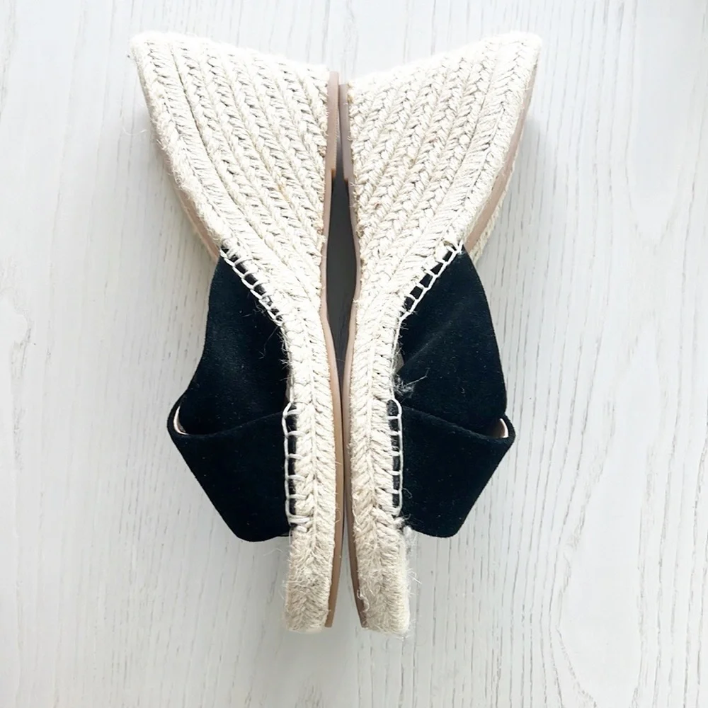 Bettye Muller Espadrille Wedge Platform Sandals Black Suede size 10 NWOT